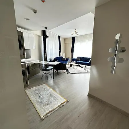 דירה View, Spacious And Luxurious איסטמבול